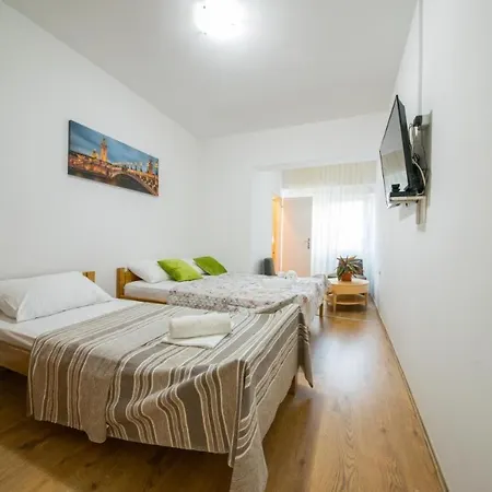 Riviera, Hotel Starigrad Paklenica
